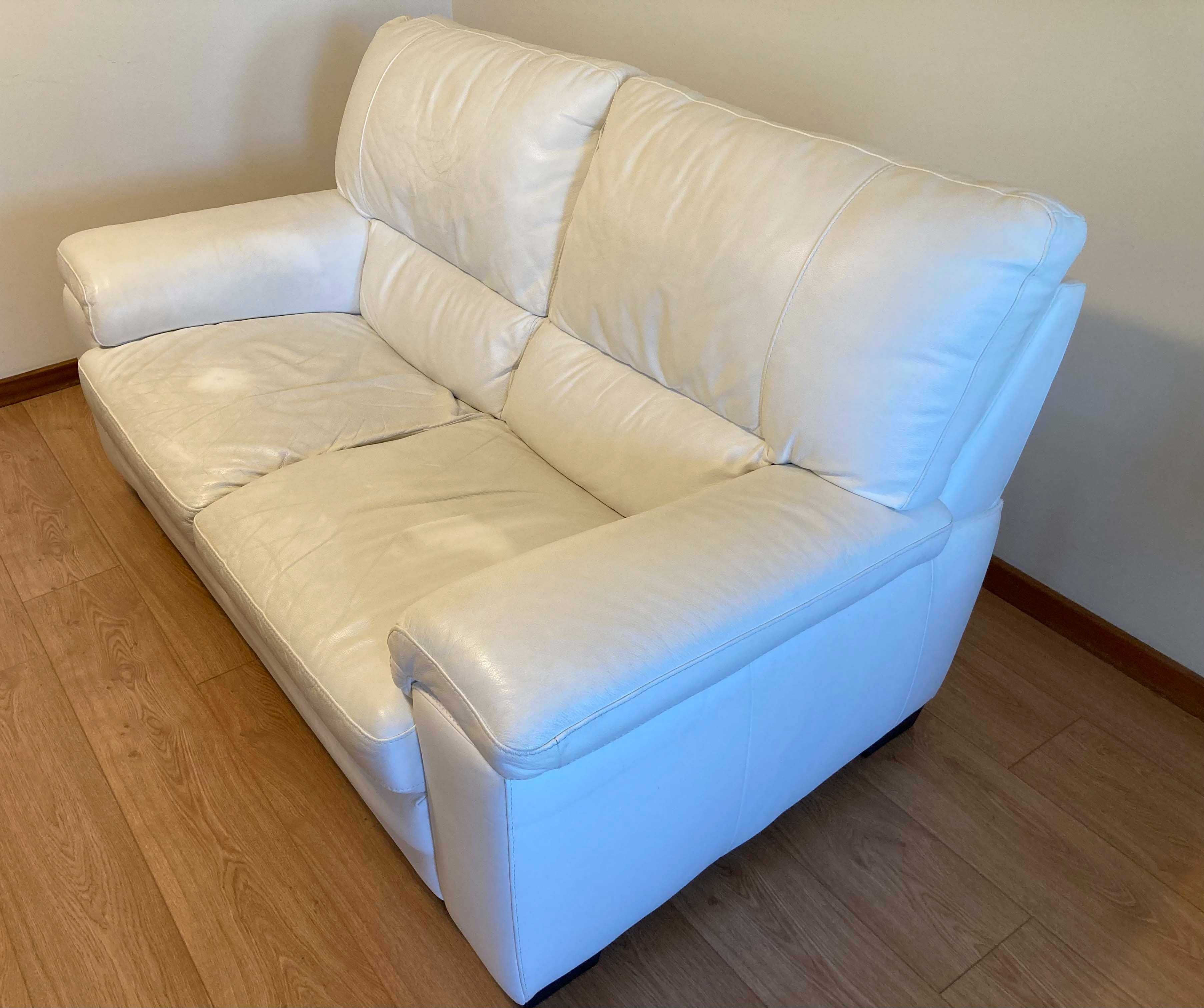 Sofá Chateaux D'Ax em pele (leather couch)