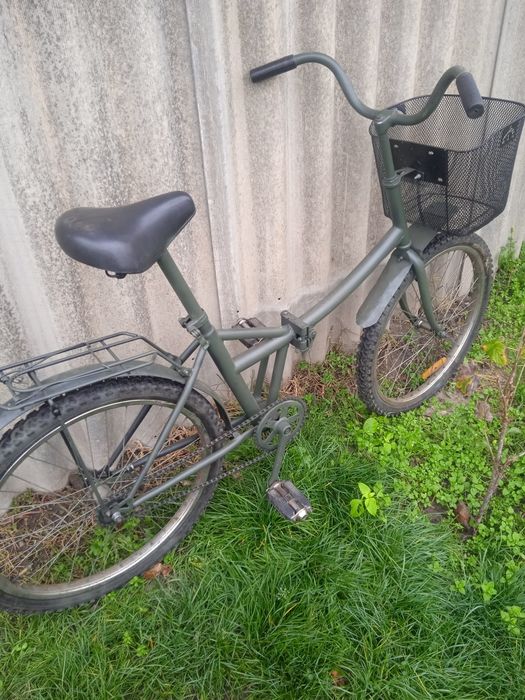 Продам недорого вгарному стані велосипед.