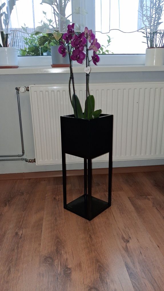 Kwietnik metalowy, kwietnik loft, kwietnik donica