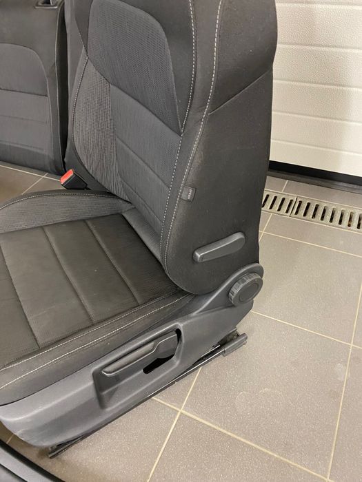 Fotele tapicerka komplet skoda superb III 3v airbag boczek idealne eu