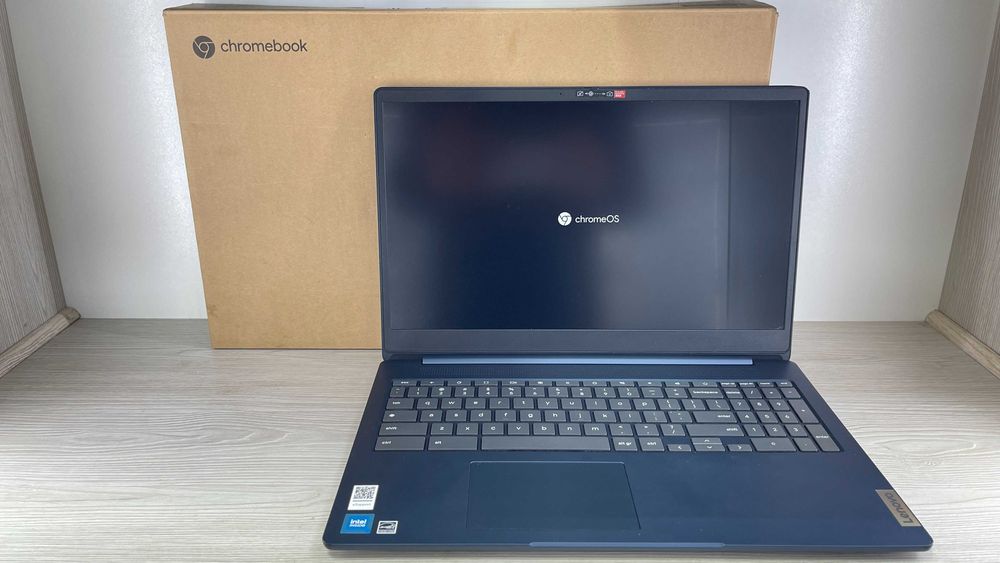 Laptop Lenovo IdeaPad 3 Chrome 15IJL6 N4500 / 8GB / 128GB