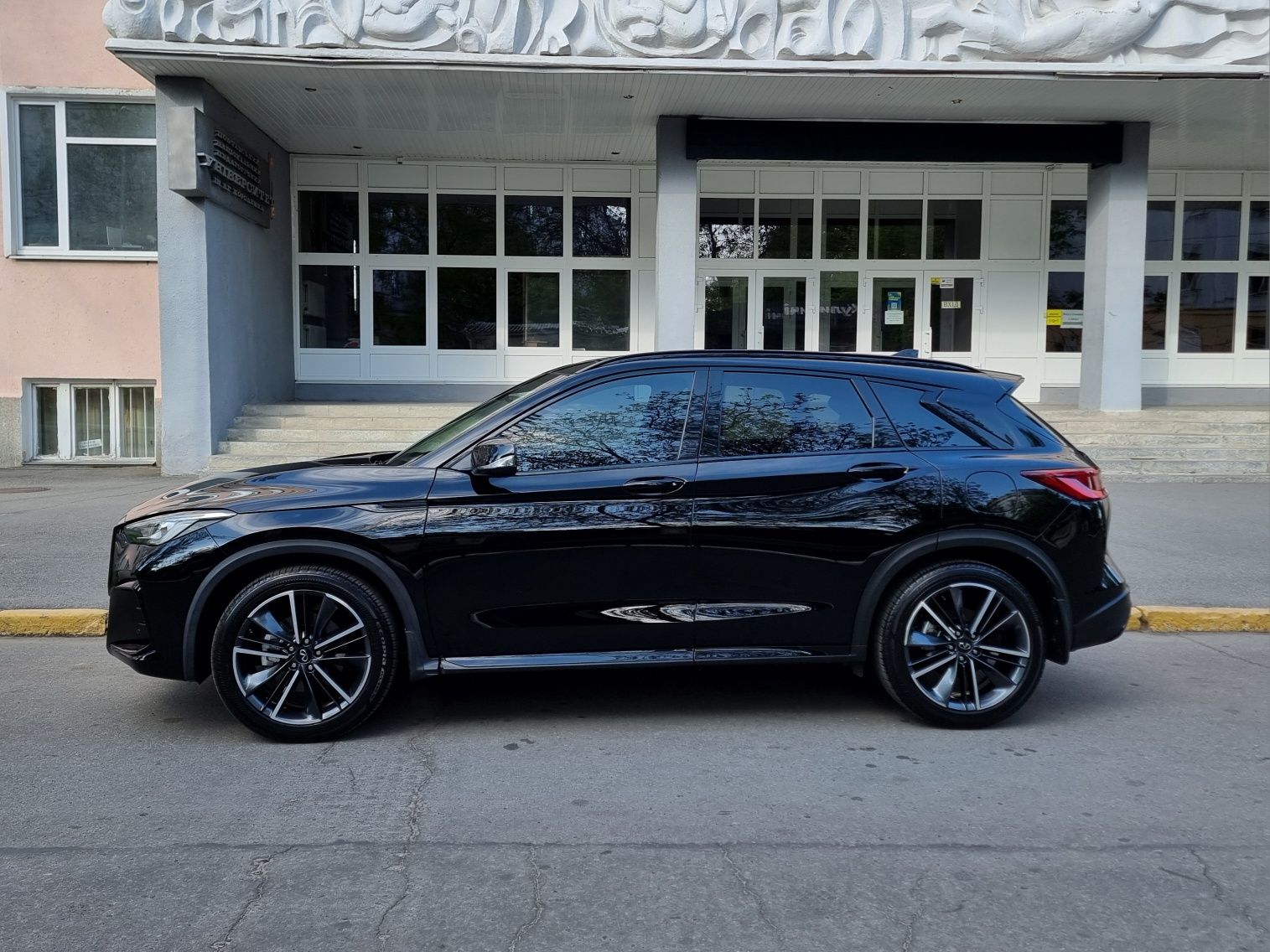 Infiniti qx50 S 2023