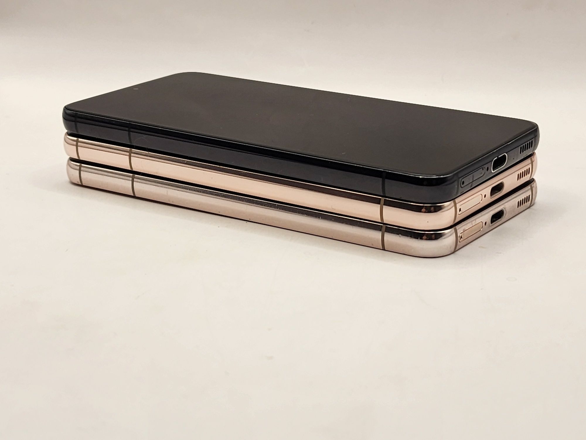 Samsung S22 128gb (дисплей без дефектів)