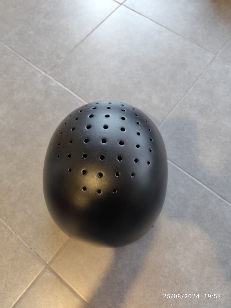 Vendo capacetes/toques de equitação
