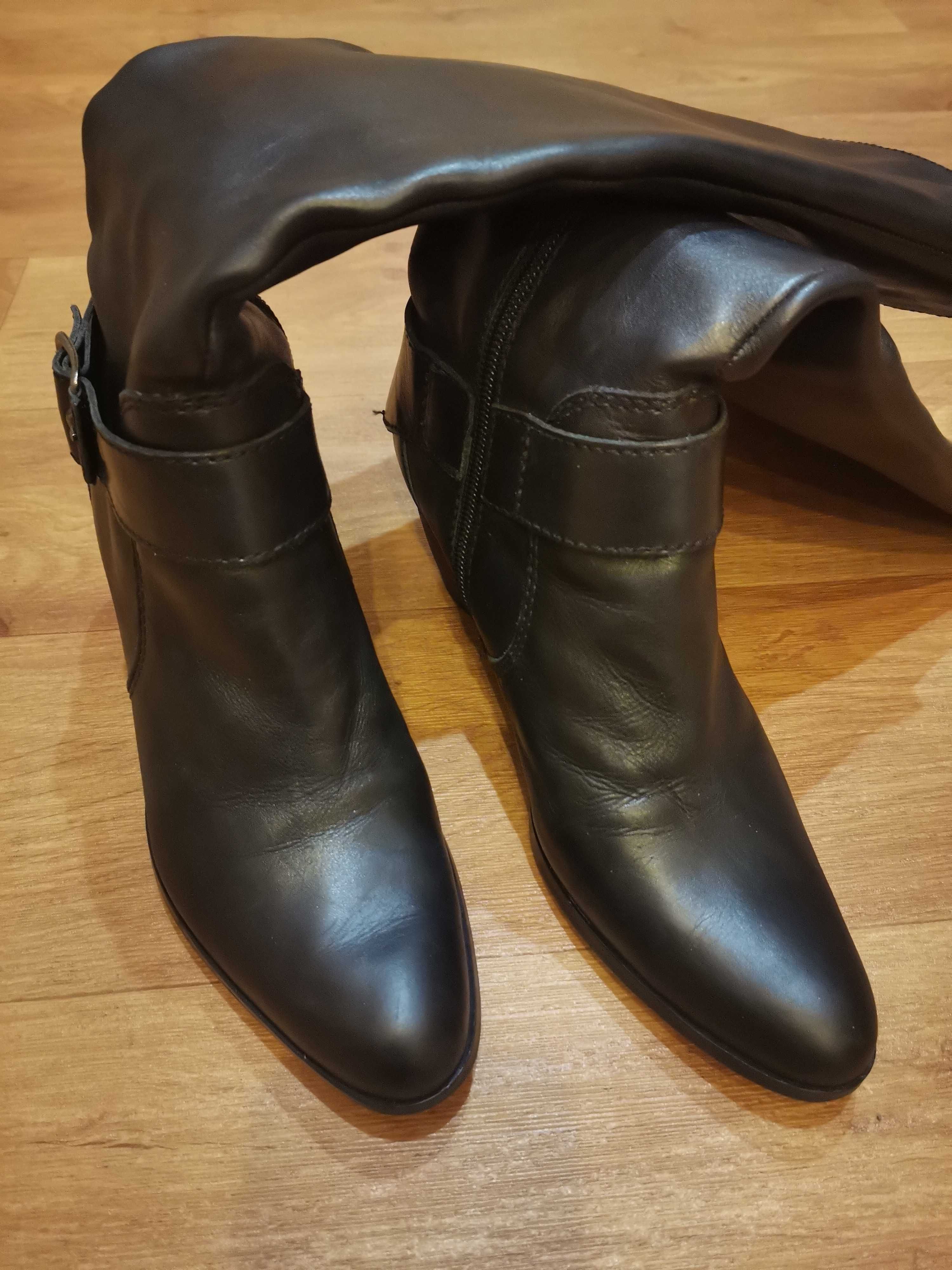 Продам демисезонные сапоги Jones Bootmaker 37 размера.