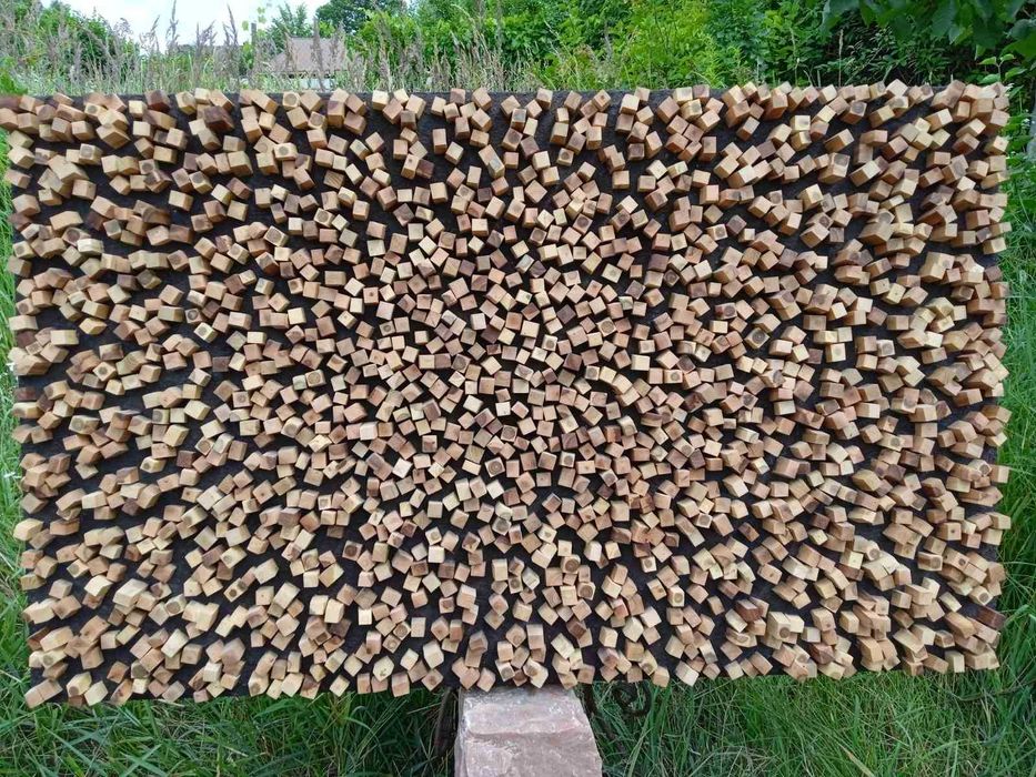 Декоративное панно из дерева