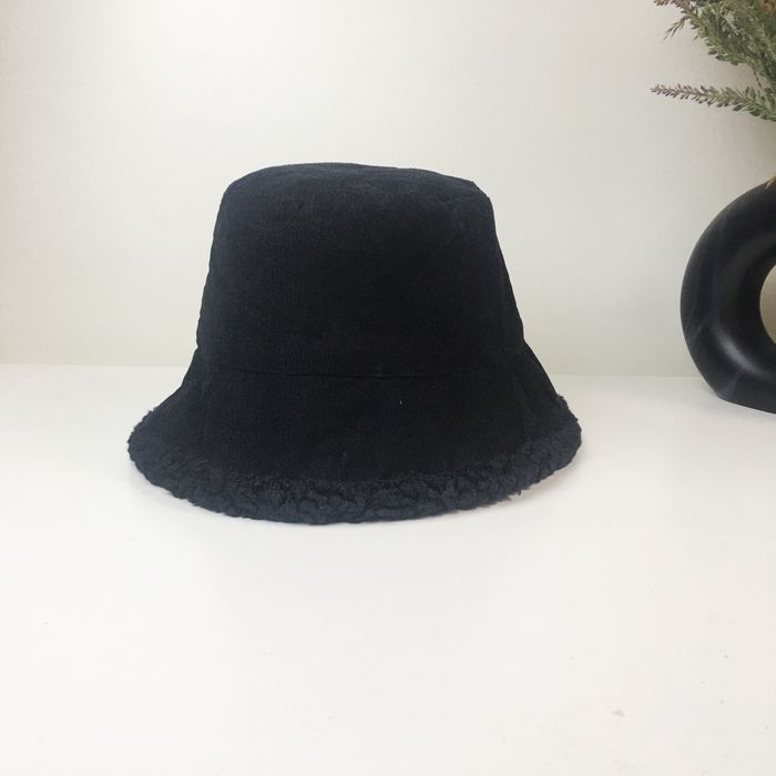 Тепла  двостороння панама Teddy Suede Combo Reversible Bucket Hat