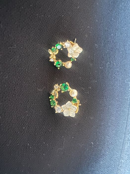 Brincos pedras verdes