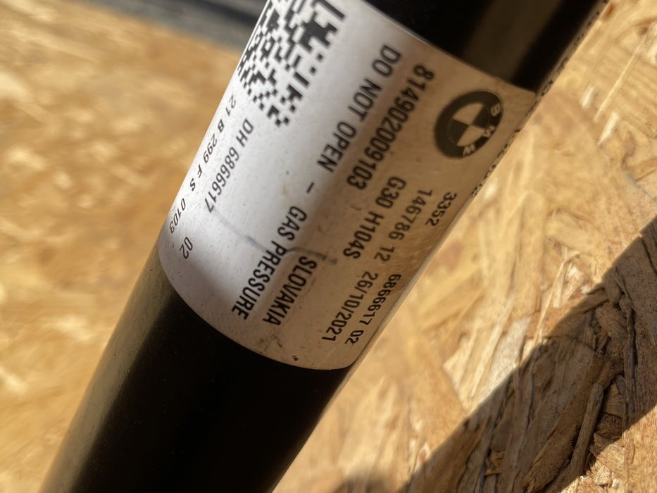 Амортизатор BMW G30 Стойка пружина Xdrive аморт