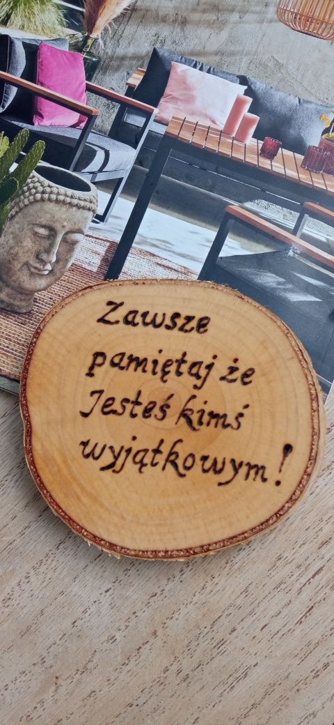 Drewniane podkładki ręcznie wypalane