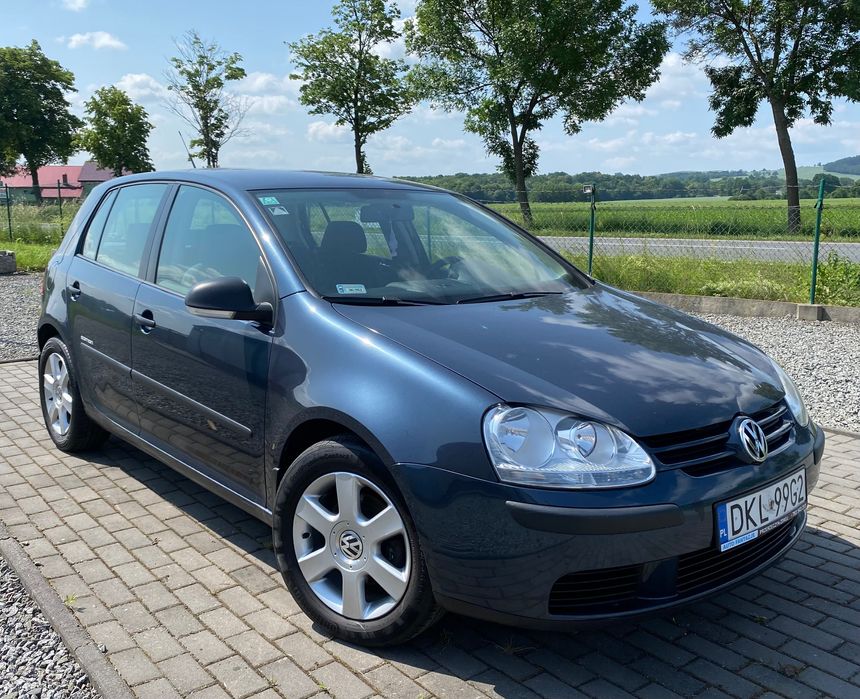 VW Golf 1.9 tdi klimatronic alusy zadbany