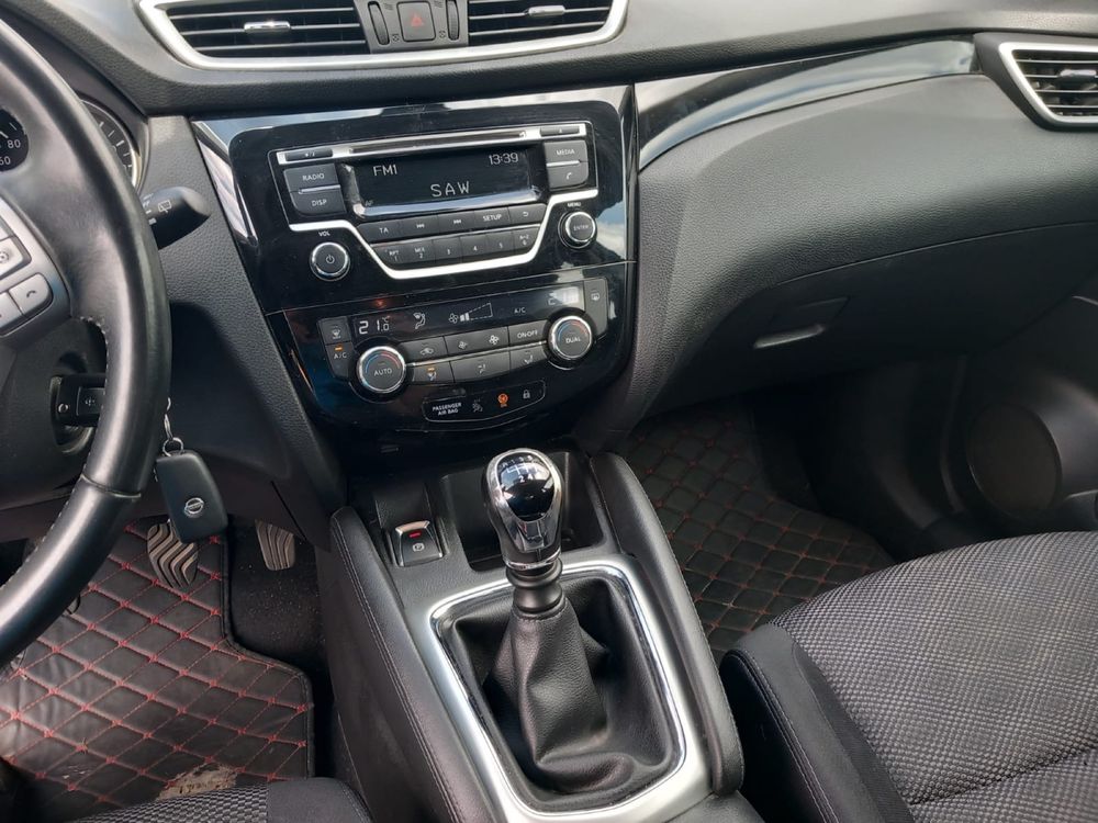 Sprzedam nissan qashai rok 2016 poj 1.2 przeb 91 tys