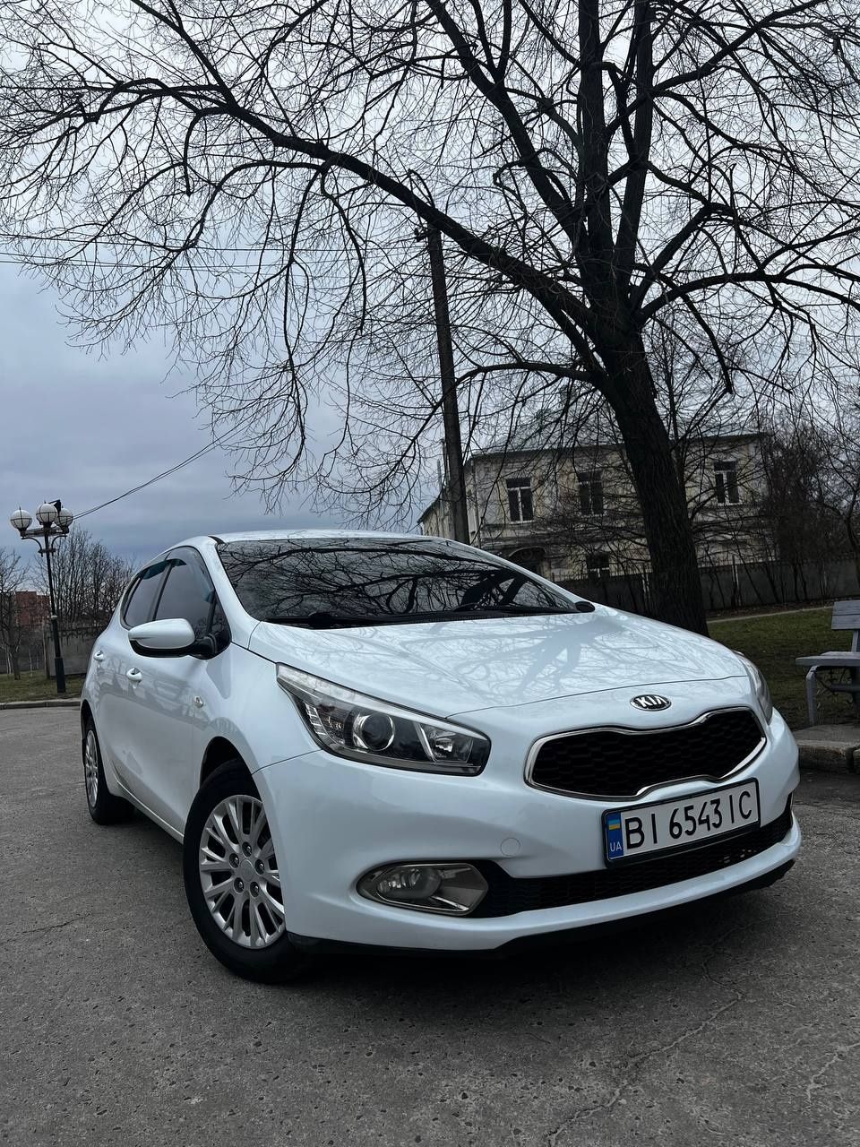 Машинка Kia Ceed