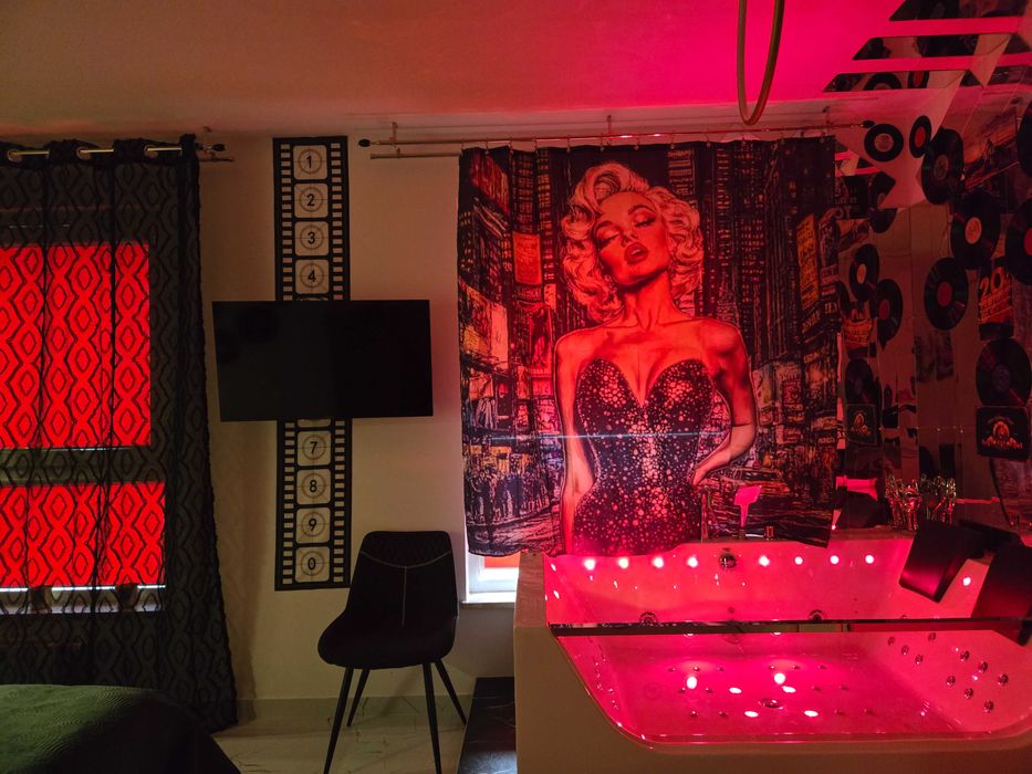 GDAŃSK - PRESTIGE HOME SPA APT przy morzu z luksusowym Jacuzzi i Sauną