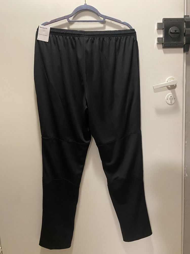 Spodnie Nike czarne r. XL, XXL