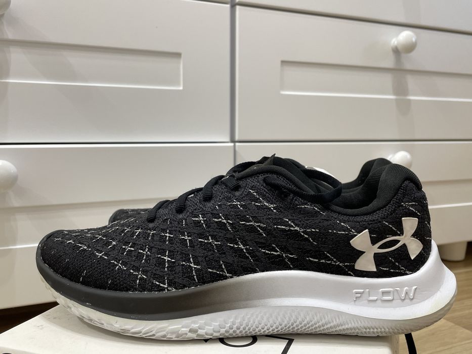 Under armour взуття для бігу.
