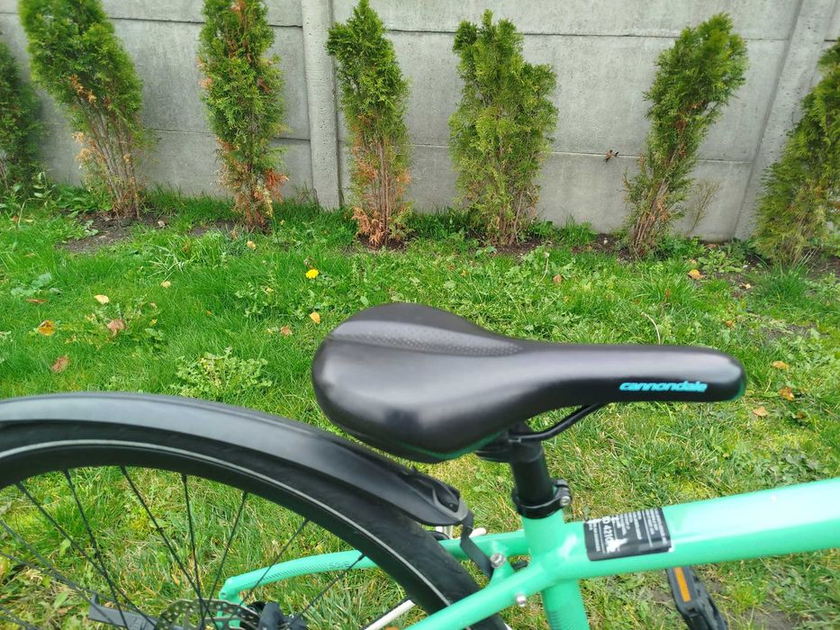 Rower Crossowy Gravel CANNONDALE QUICK Koła 28" Rama 16cali HYDRAULIKA