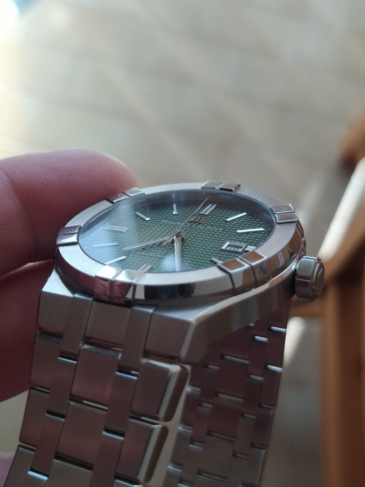 *NOVO* Maurice Lacroix Aikon automático (42 mm)