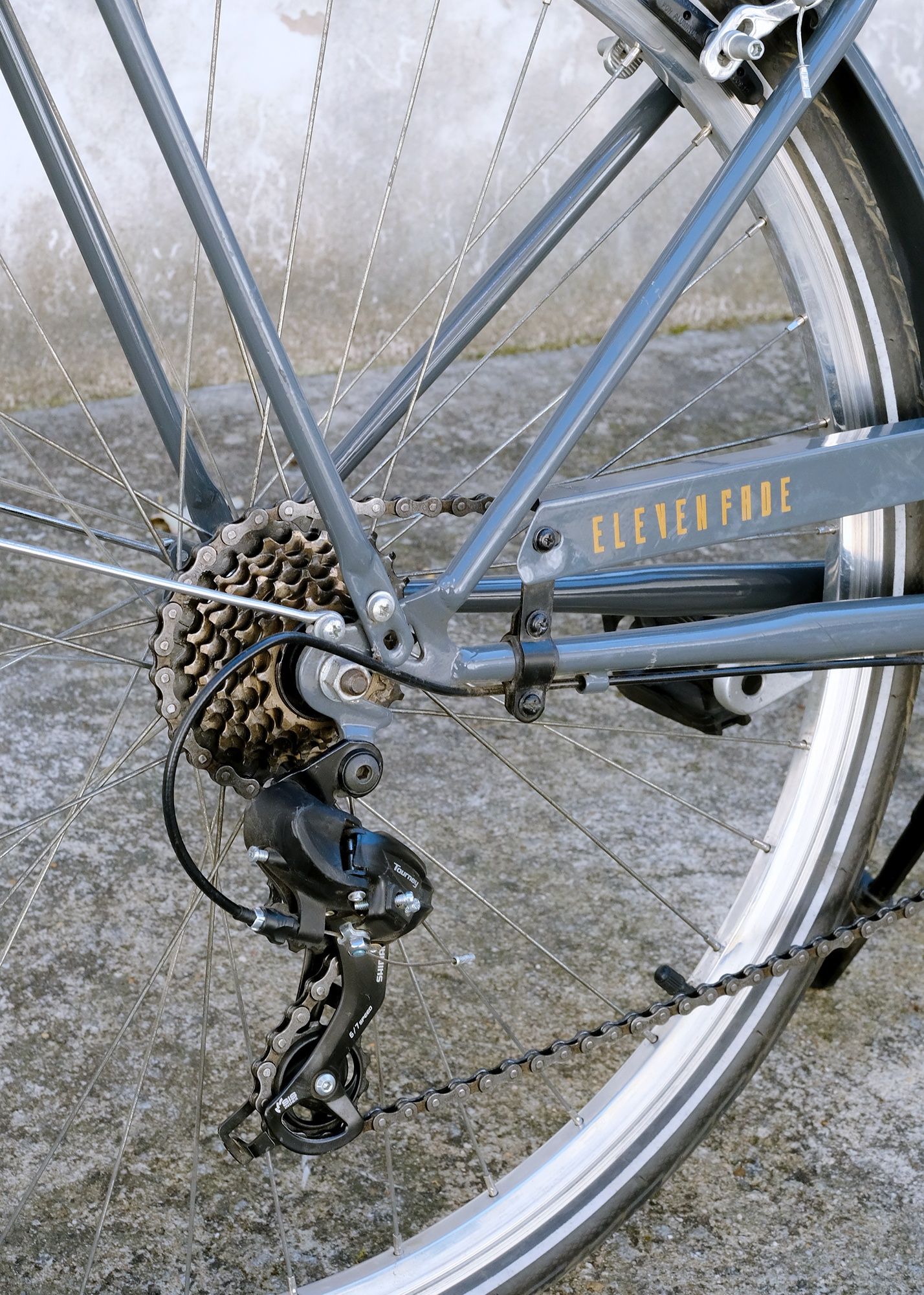 Bicicleta Pasteleira Eleven Fade 700, 7 velocidades, roda 28