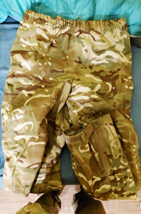 Waterproof костюм британський L+бахіли