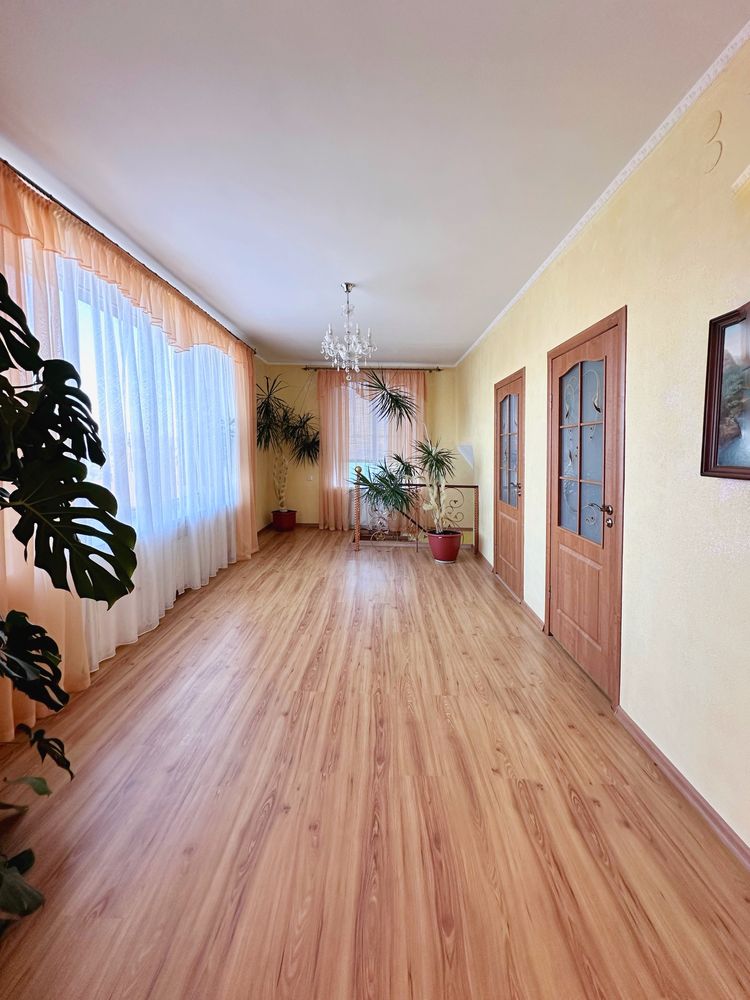 Продам дом - дачу на берегу реки , правый берег г. Днепр