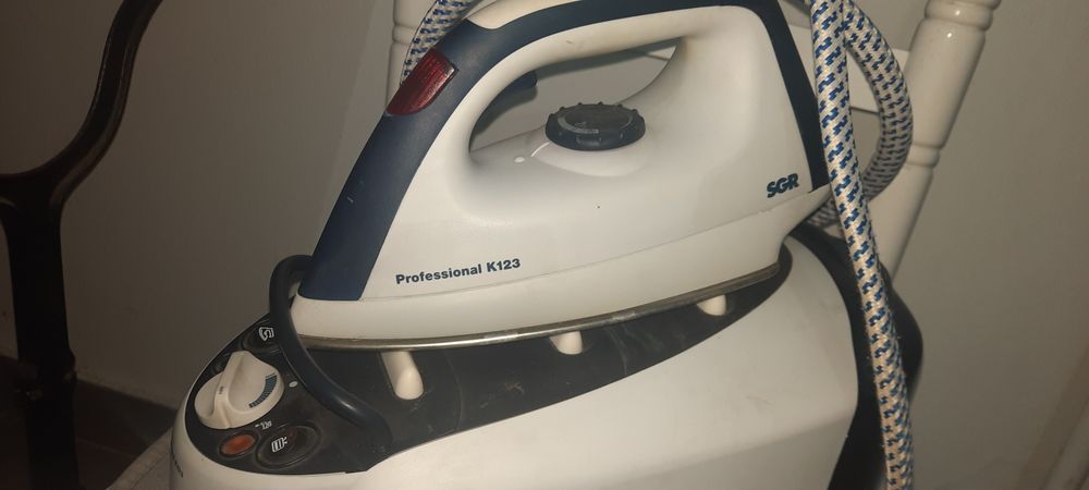 Ferro de Engomar Como Novo