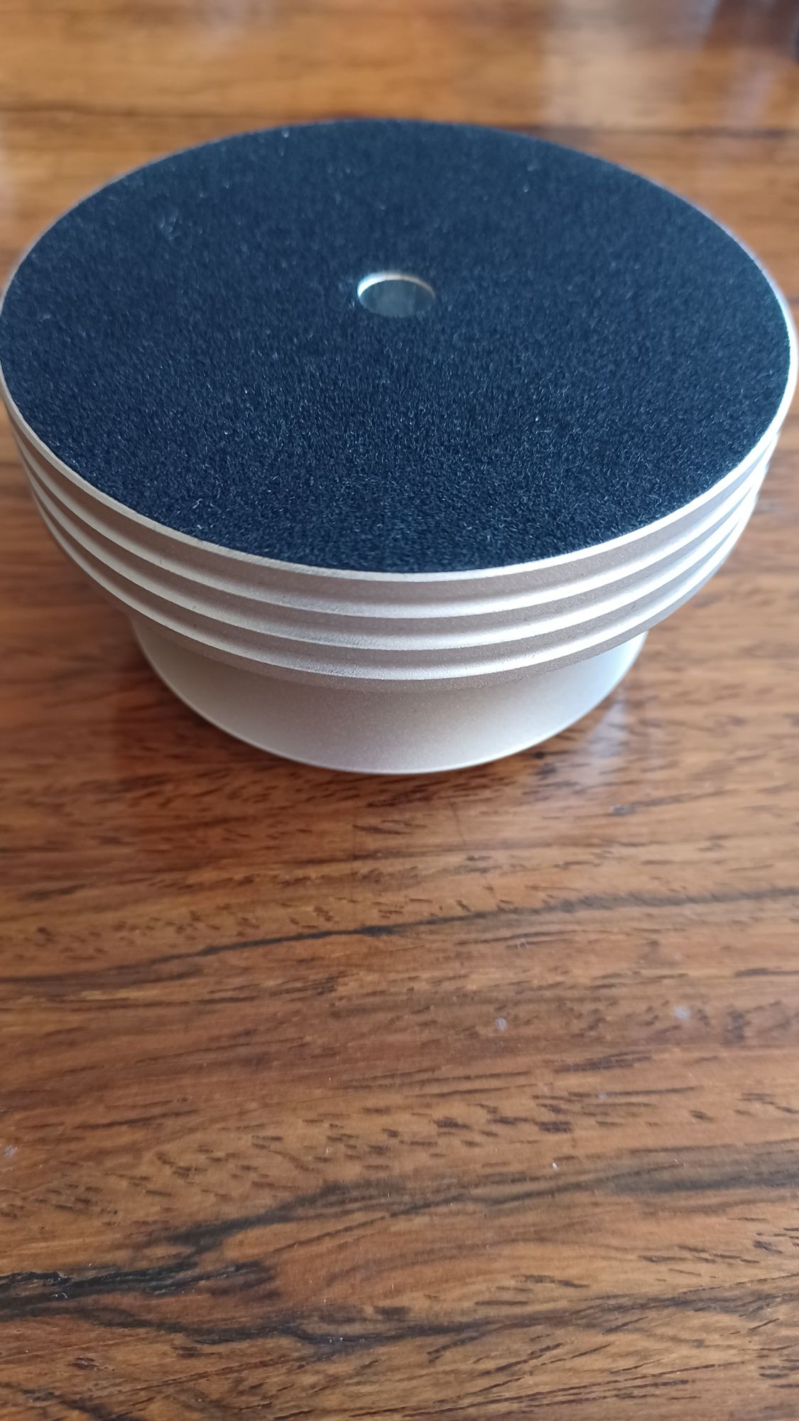 Stabilzator, docisk Ludic Hitra