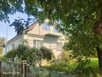 Продається цегляний будинок в місті васильків