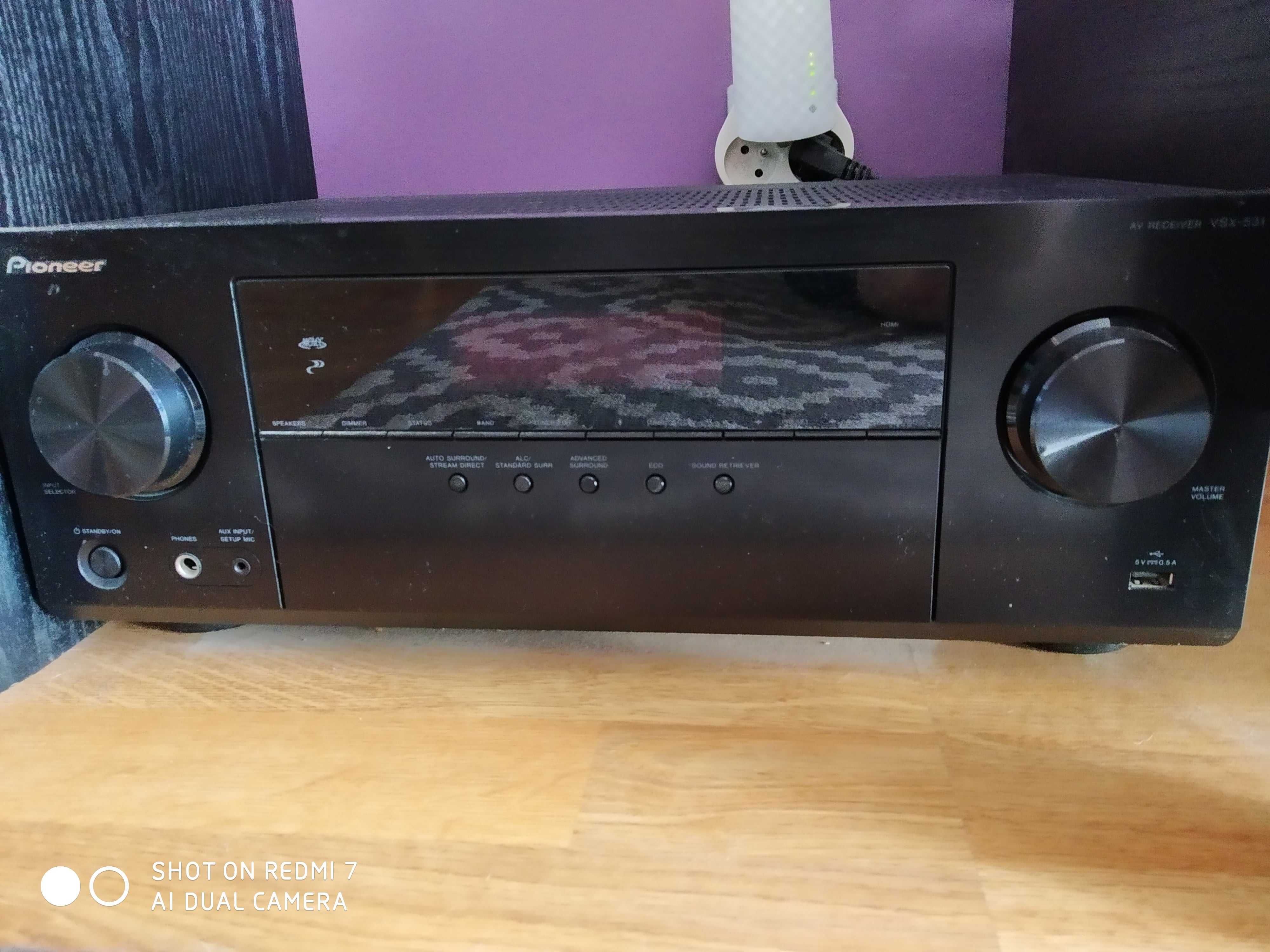 Zestaw kina domowego JAMO S628 wraz z amplitunerem pioneer VSX-531