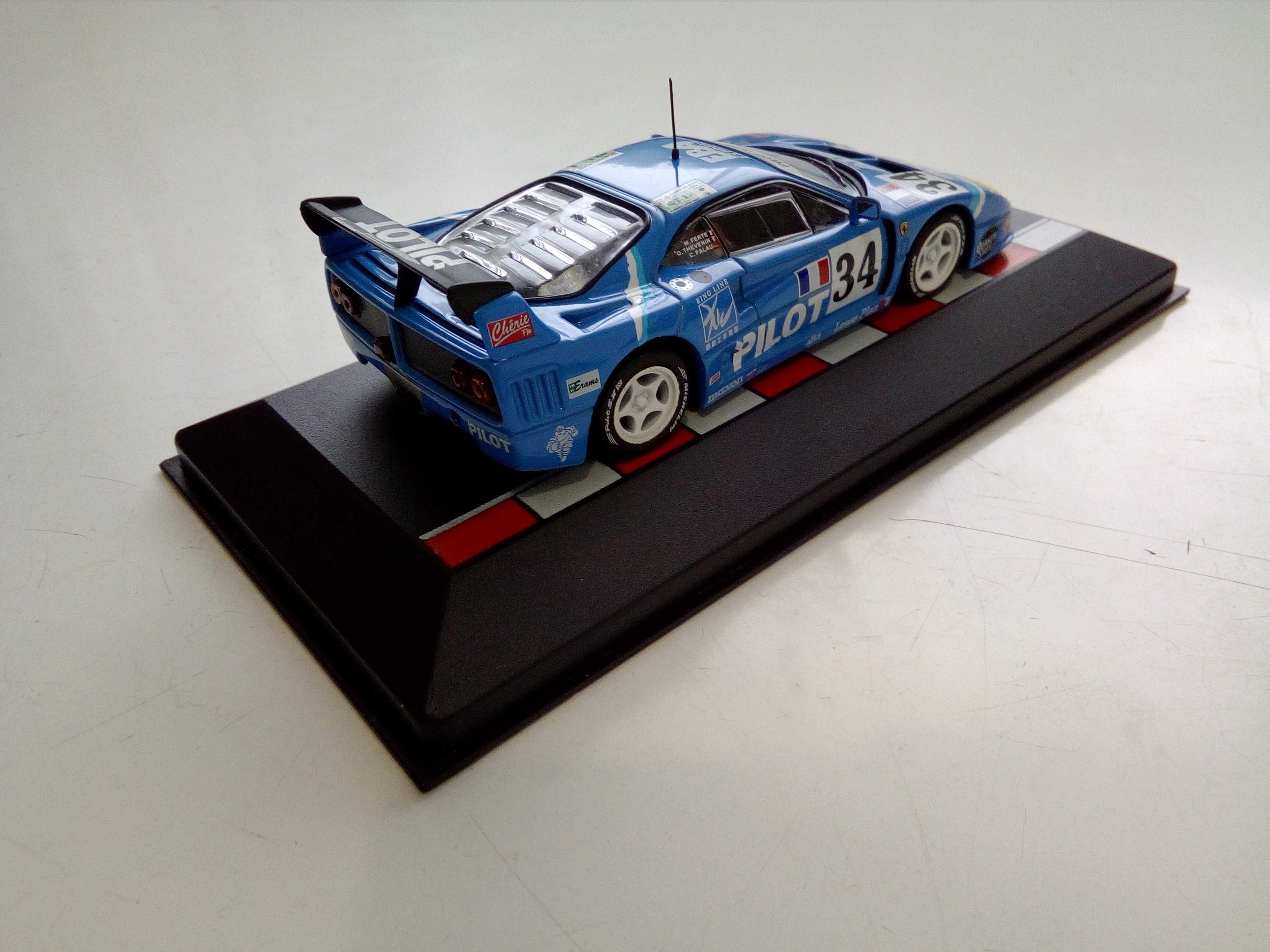 Carros miniatura das Lendas de Lemans