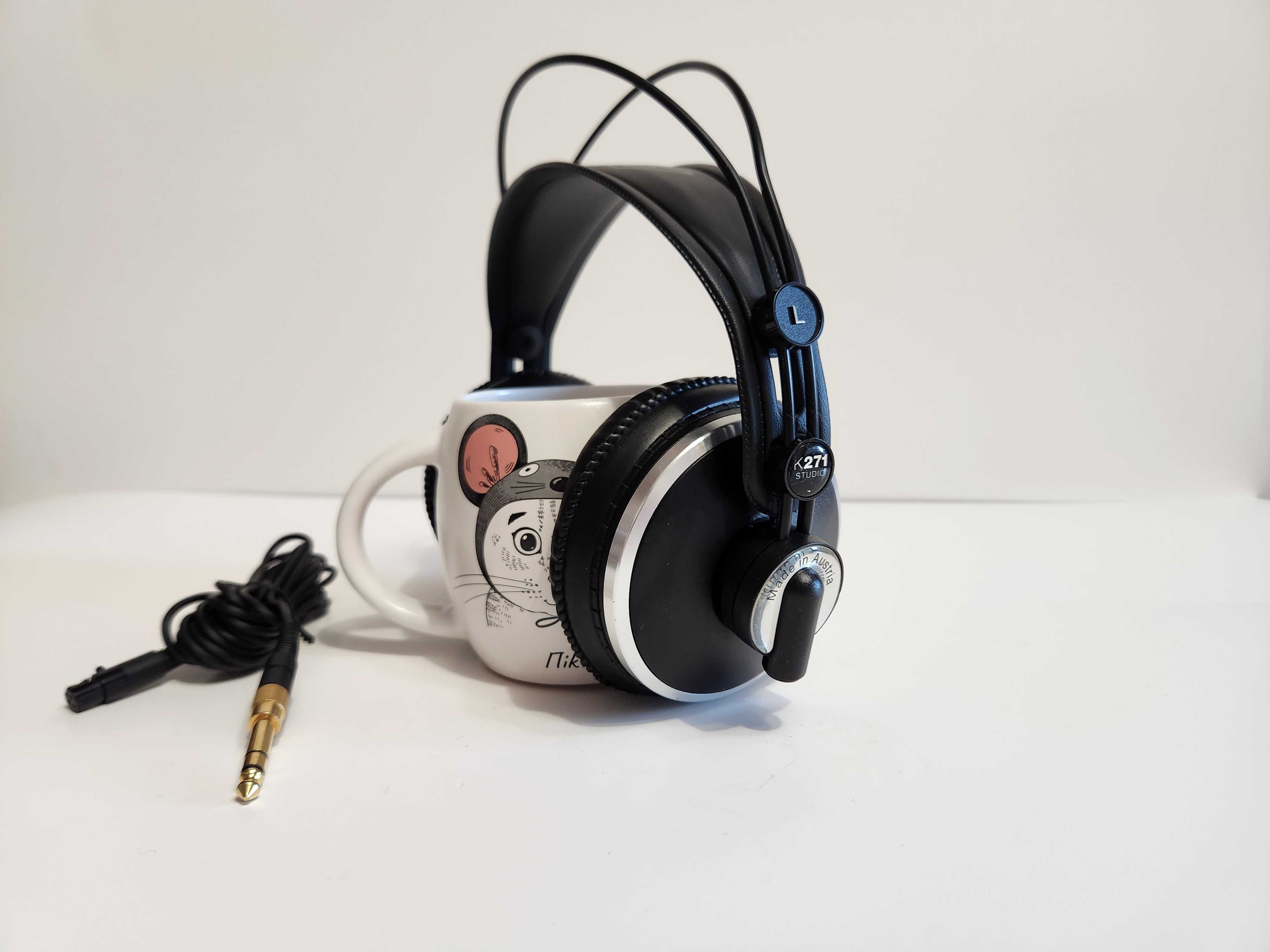 Студійні навушники AKG K271