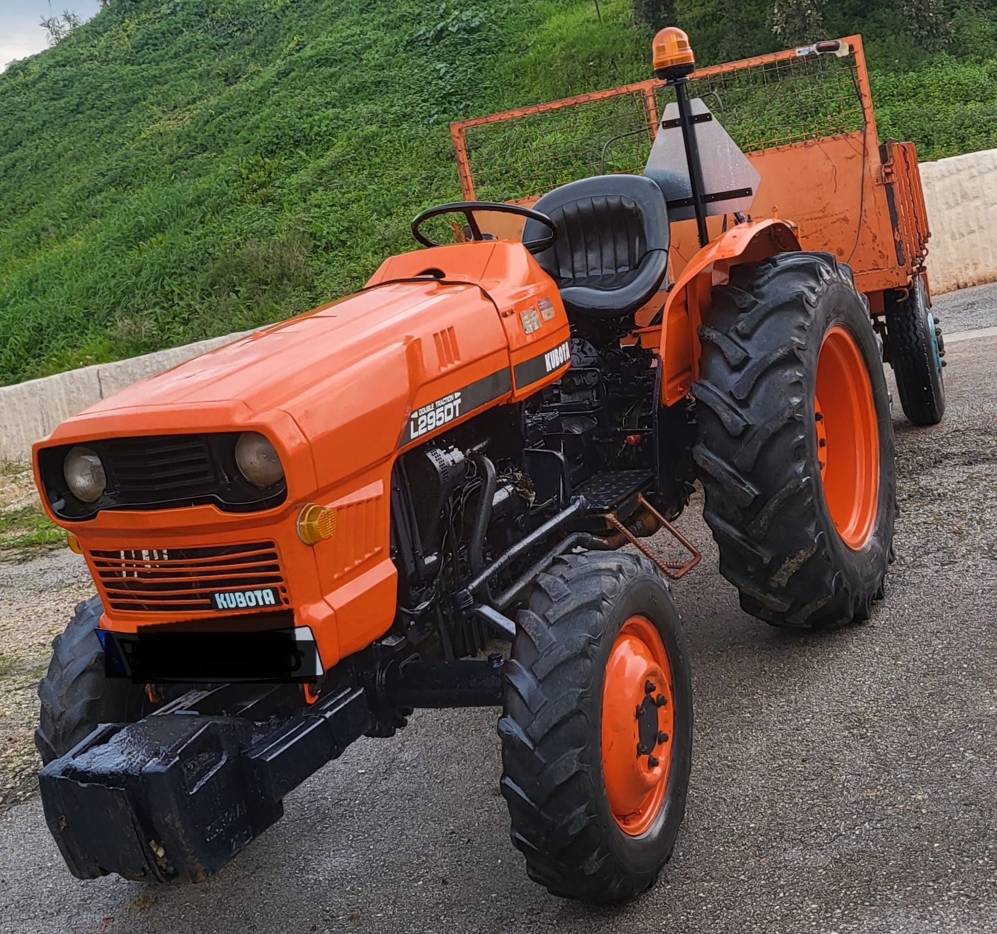 Trator Kubota L295DT