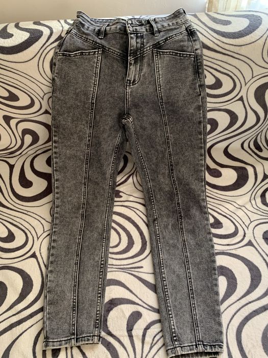 Продам джинси XS