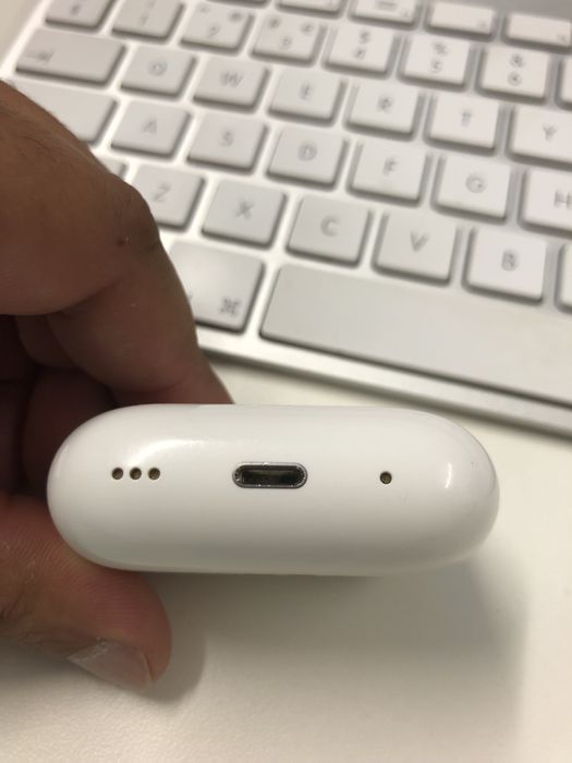 Airpods pro 2 - lighting