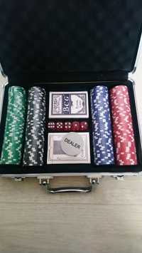Покерный набір у кейсі 200 фішок