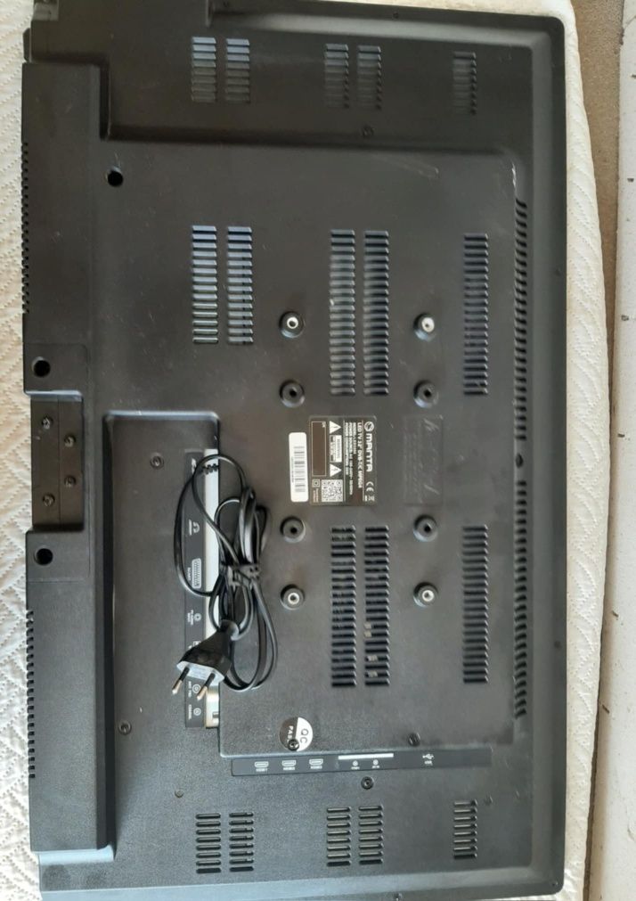 Telewizor Manta 32'