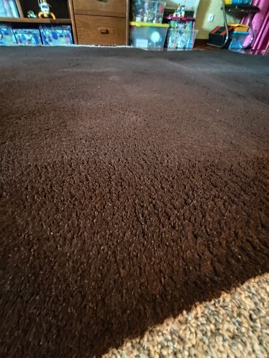 Tapete castanho chocolate