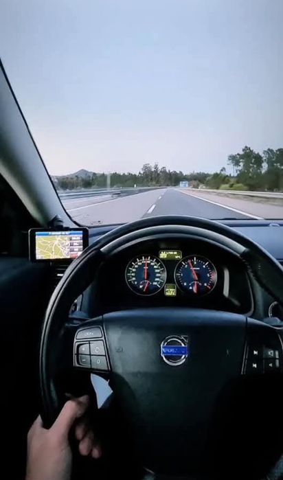 Volvo C30 - R Design