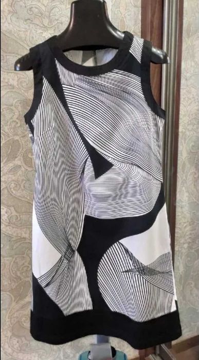 Продам женское летнее платье