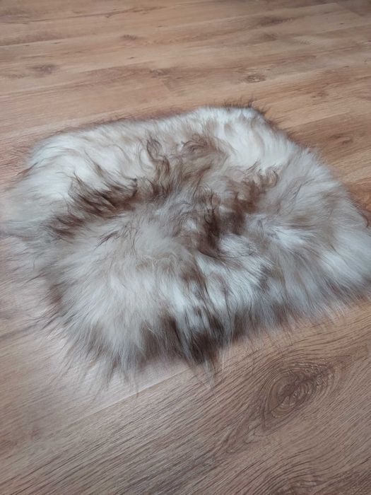 Podkładka na Krzesło Poduszka ze Skóry Owczej  100% Naturalna Skóra