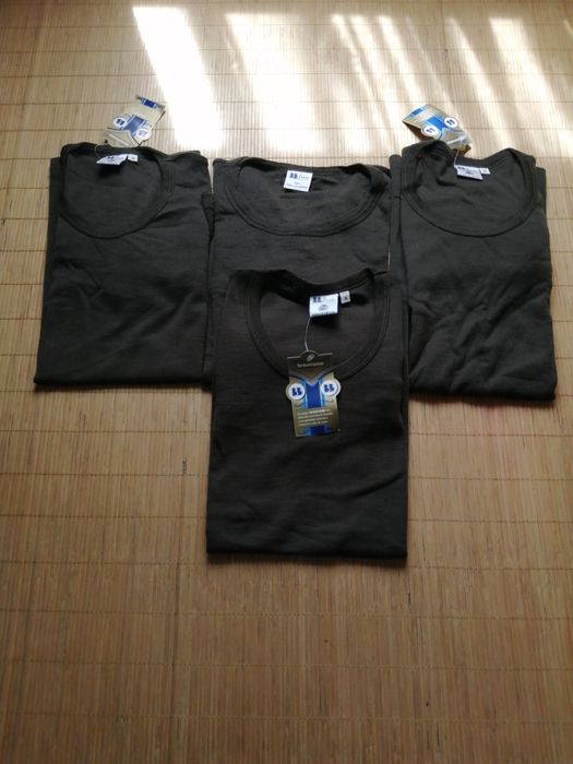 Camisolas para fardamento militar