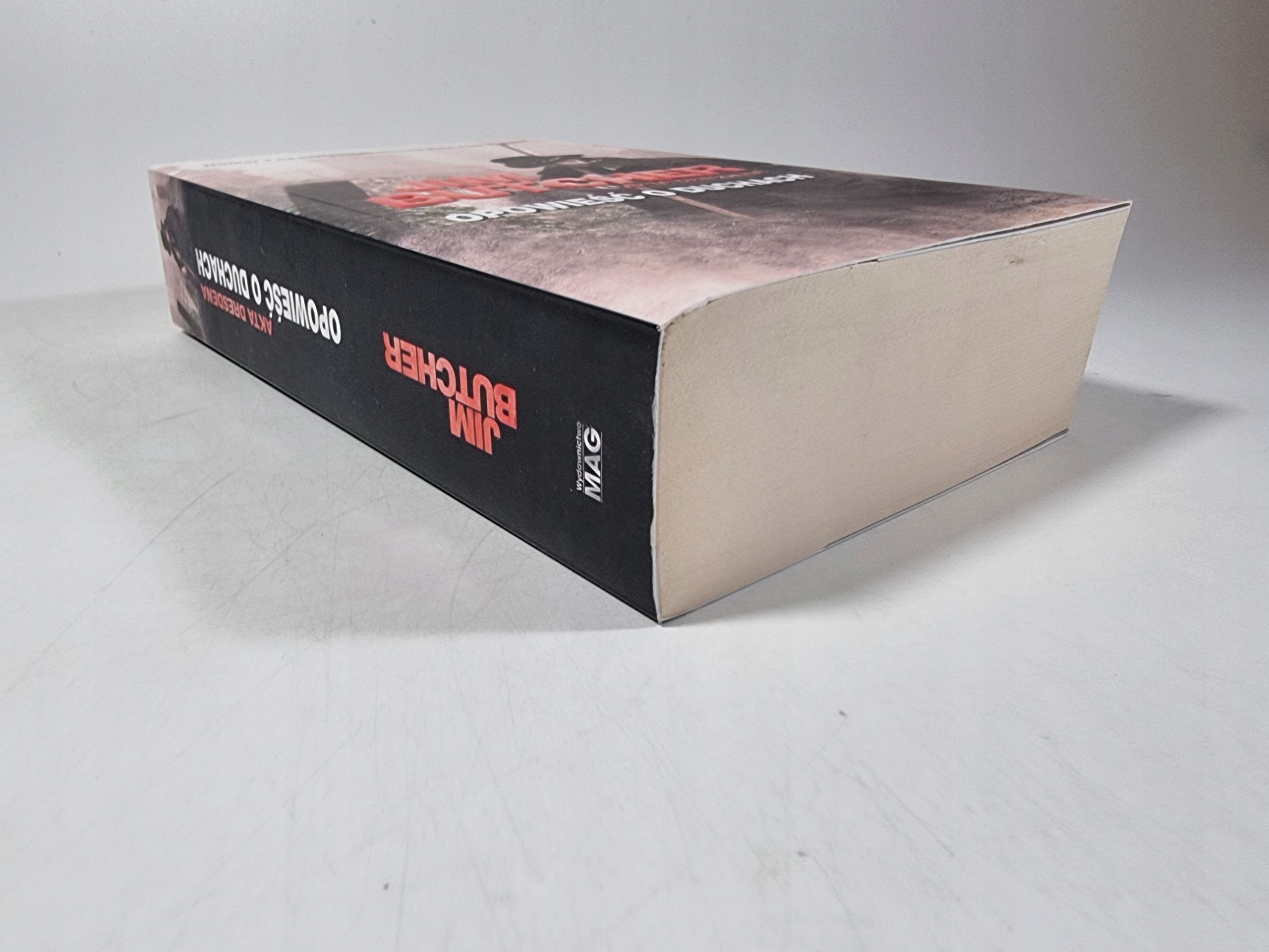 Opowieść o Duchach / Jim Butcher