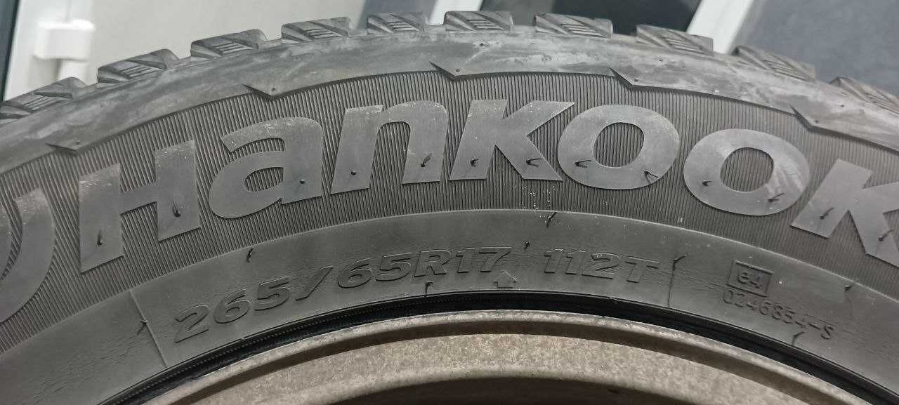 Продам 2 шини Hankook Winter I*Pike RW11 265/65 R17 112T