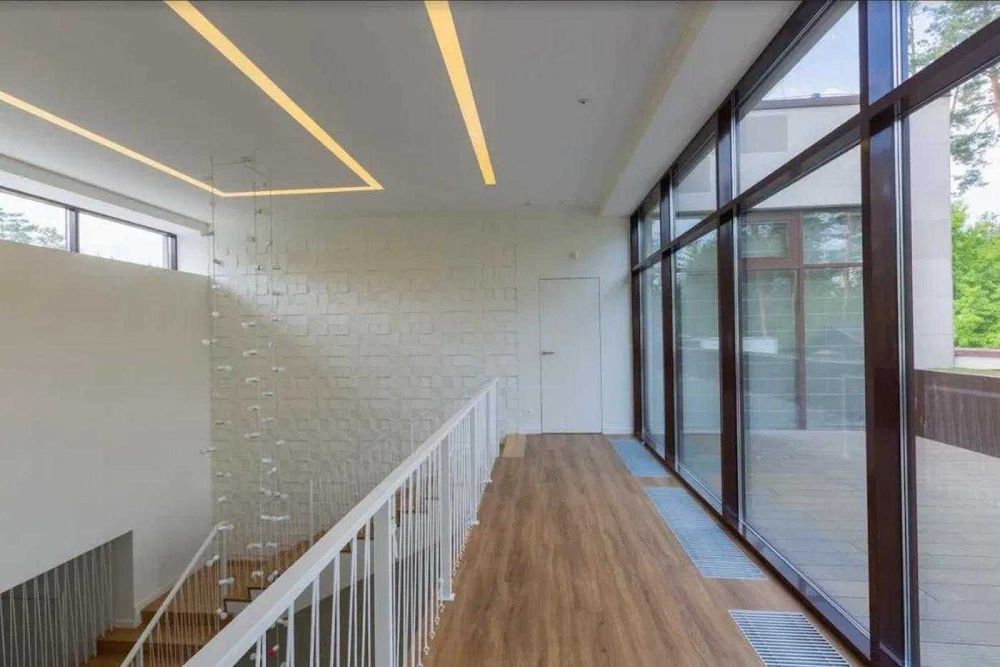 Стильний будинок 700м2 в с. Рудики, Козин Конча-Заспа