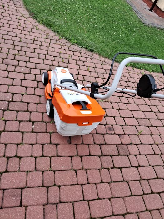 Kośiarka STLHL RM 235 akumulatorowa