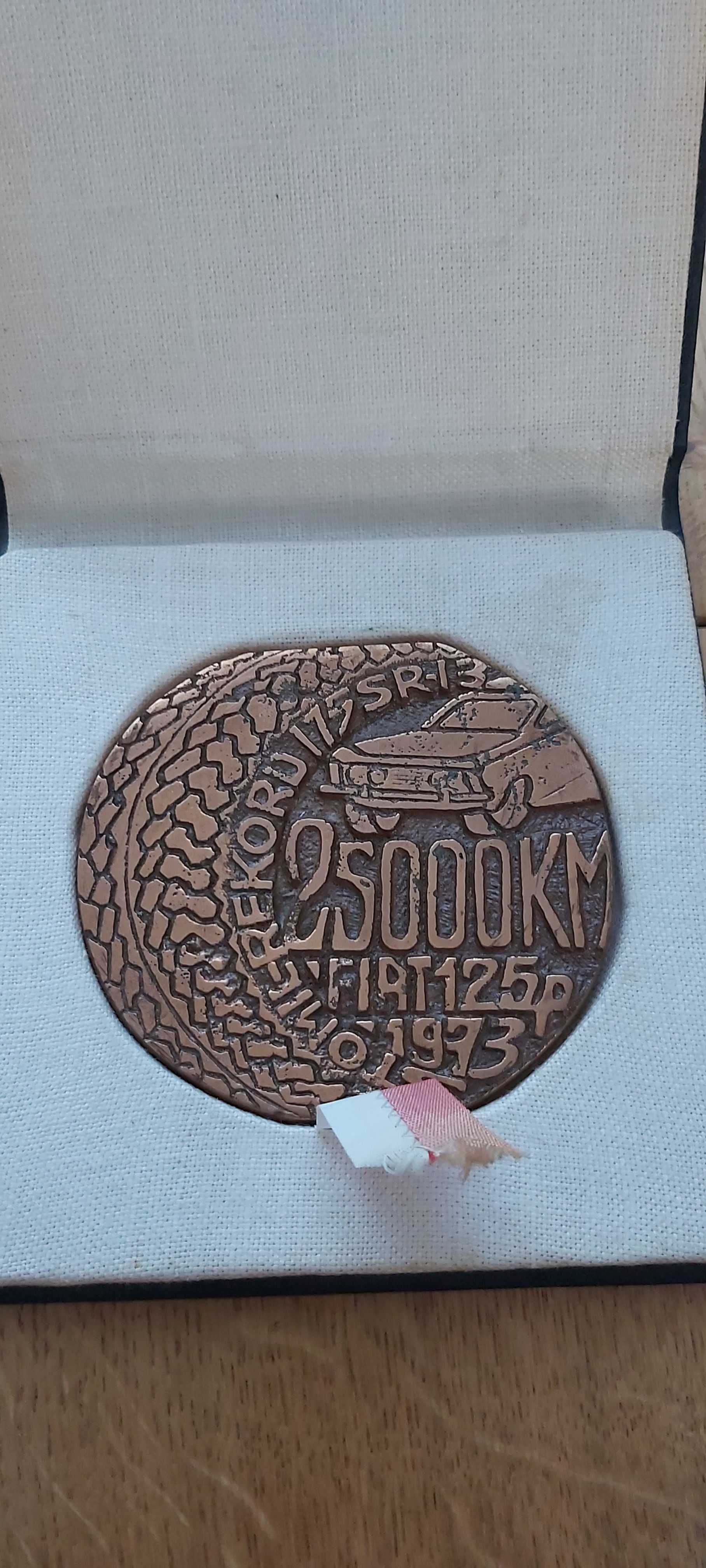 Medal z bicia Recordu Fiat 125p 25000km