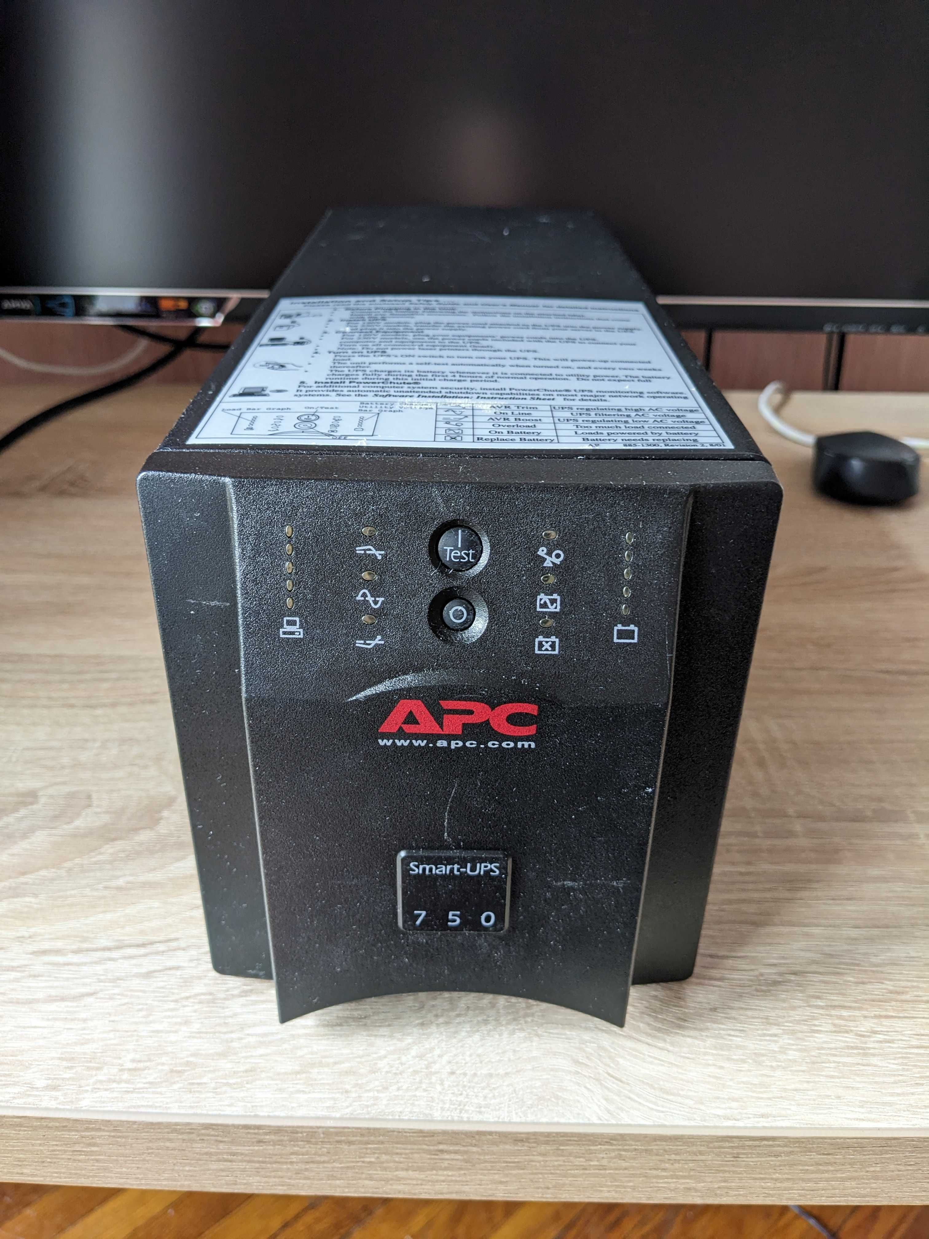 ДБЖ APC Smart-UPS 750VA (SUA750I)