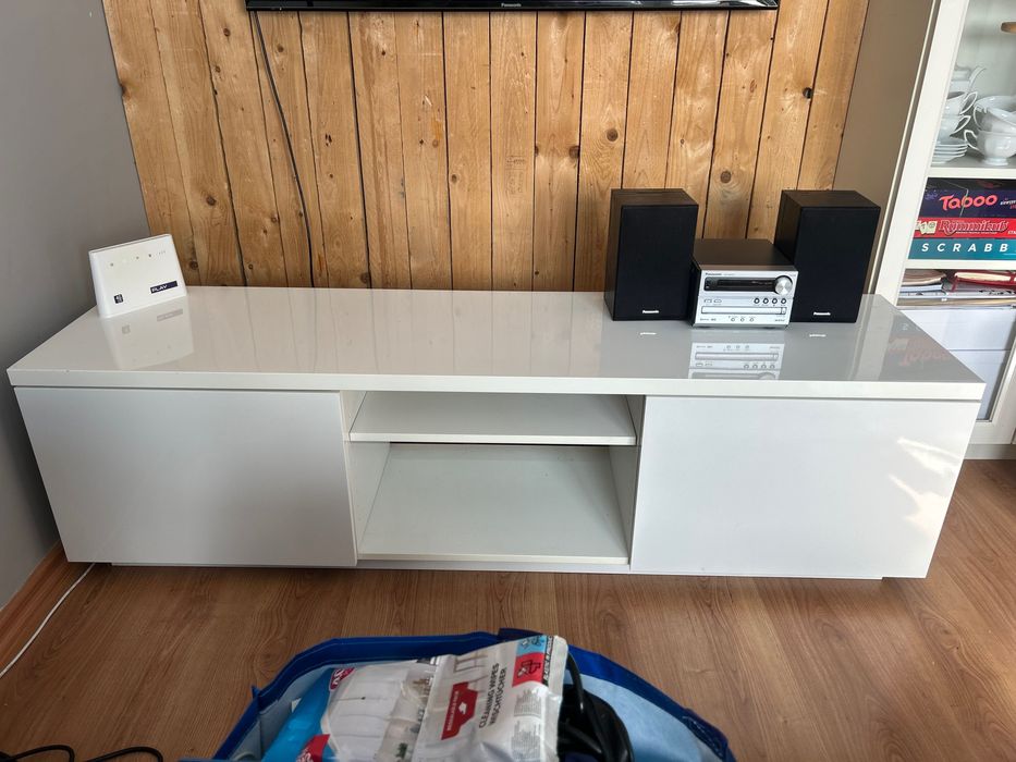 Szafka pod telewizor z IKEA
