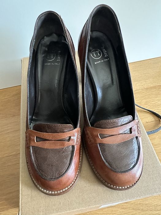 Sapatos de salto alto em pele da bagatt