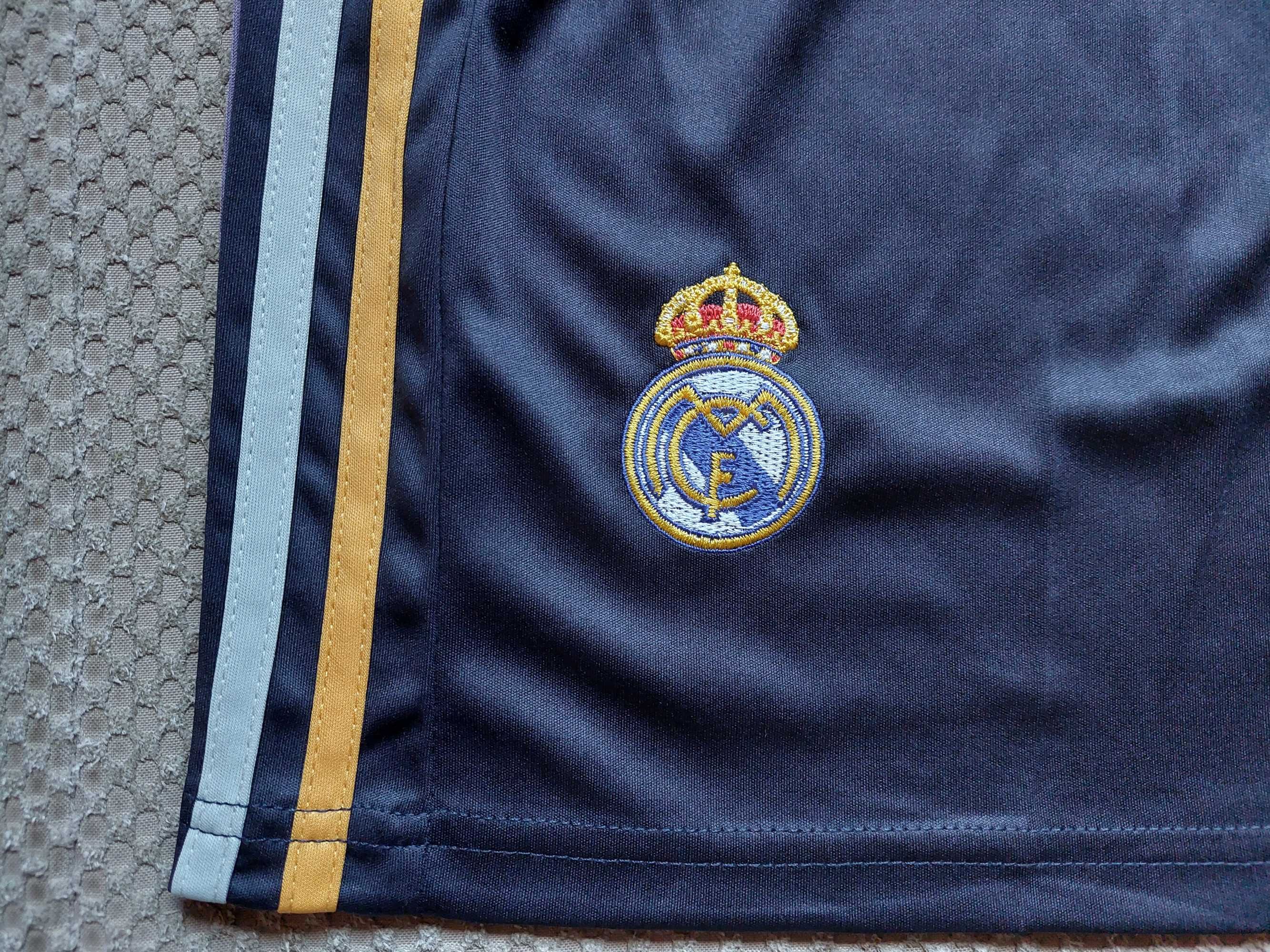 Real Madrid juniorski komplet piłkarski rozmiar M